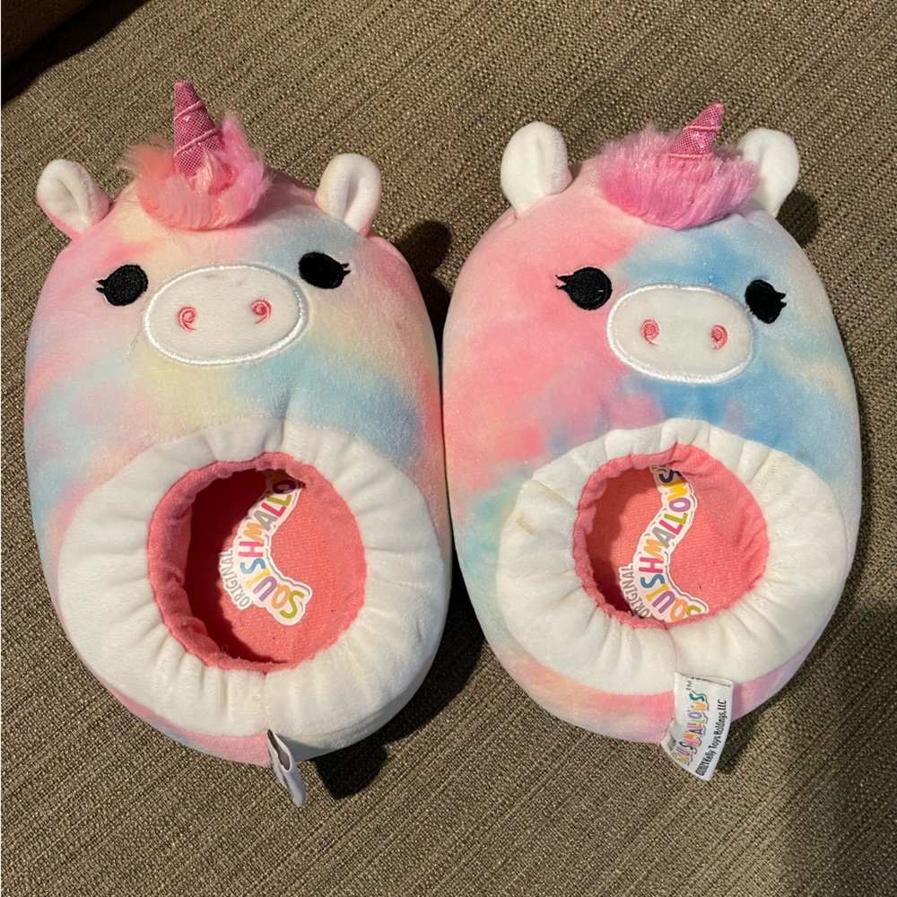 Squishamallow unicorn slippers size 13/1